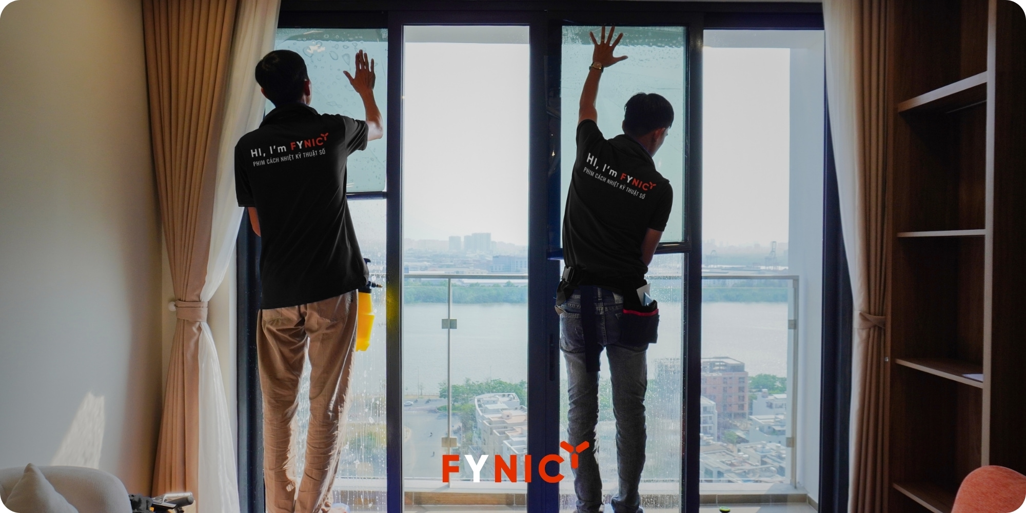 Phim cách nhiệt ứng dụng dán kính nhà ở, văn phòng